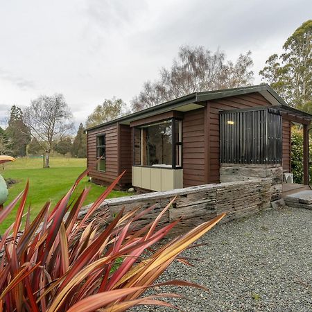 Te Anau Cottage ภายนอก รูปภาพ