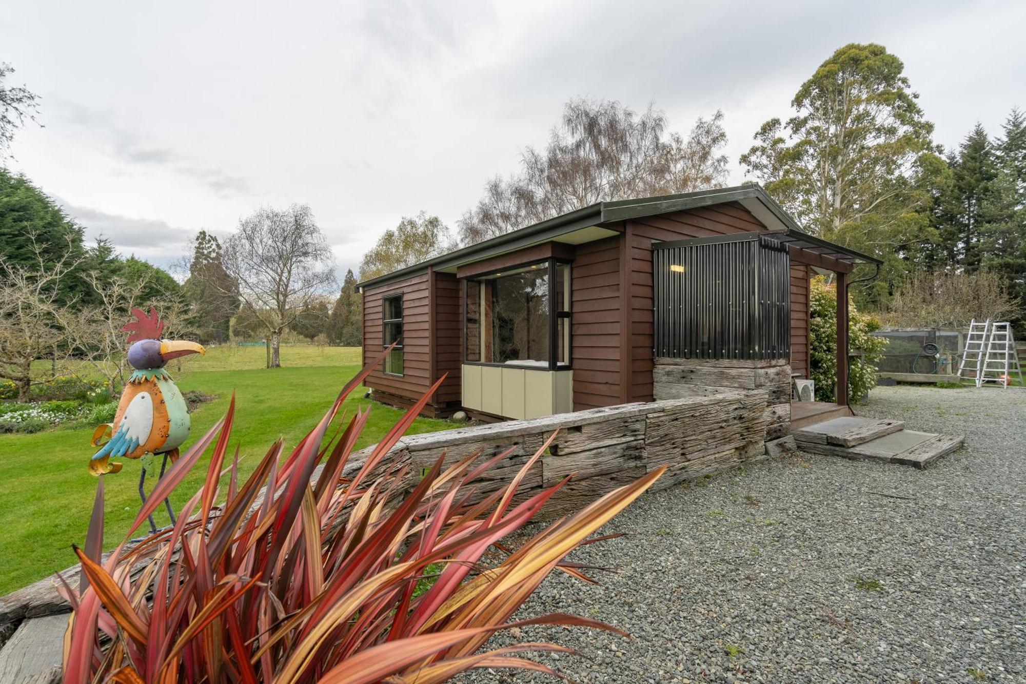 Te Anau Cottage ภายนอก รูปภาพ